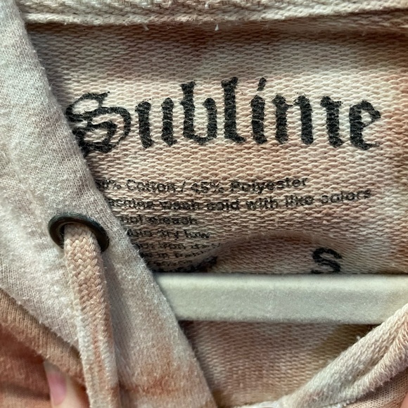 Graphic tee hoodie - Picture 4 of 6